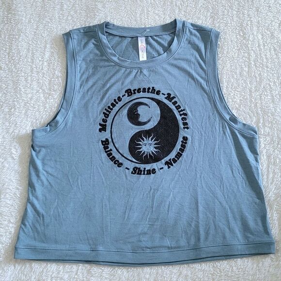 Guru Active Tops - ✨️HP✨️ Guru Active🤸♀️ Yoga🧘♀️/Workout🏃♀️ Top - NWT